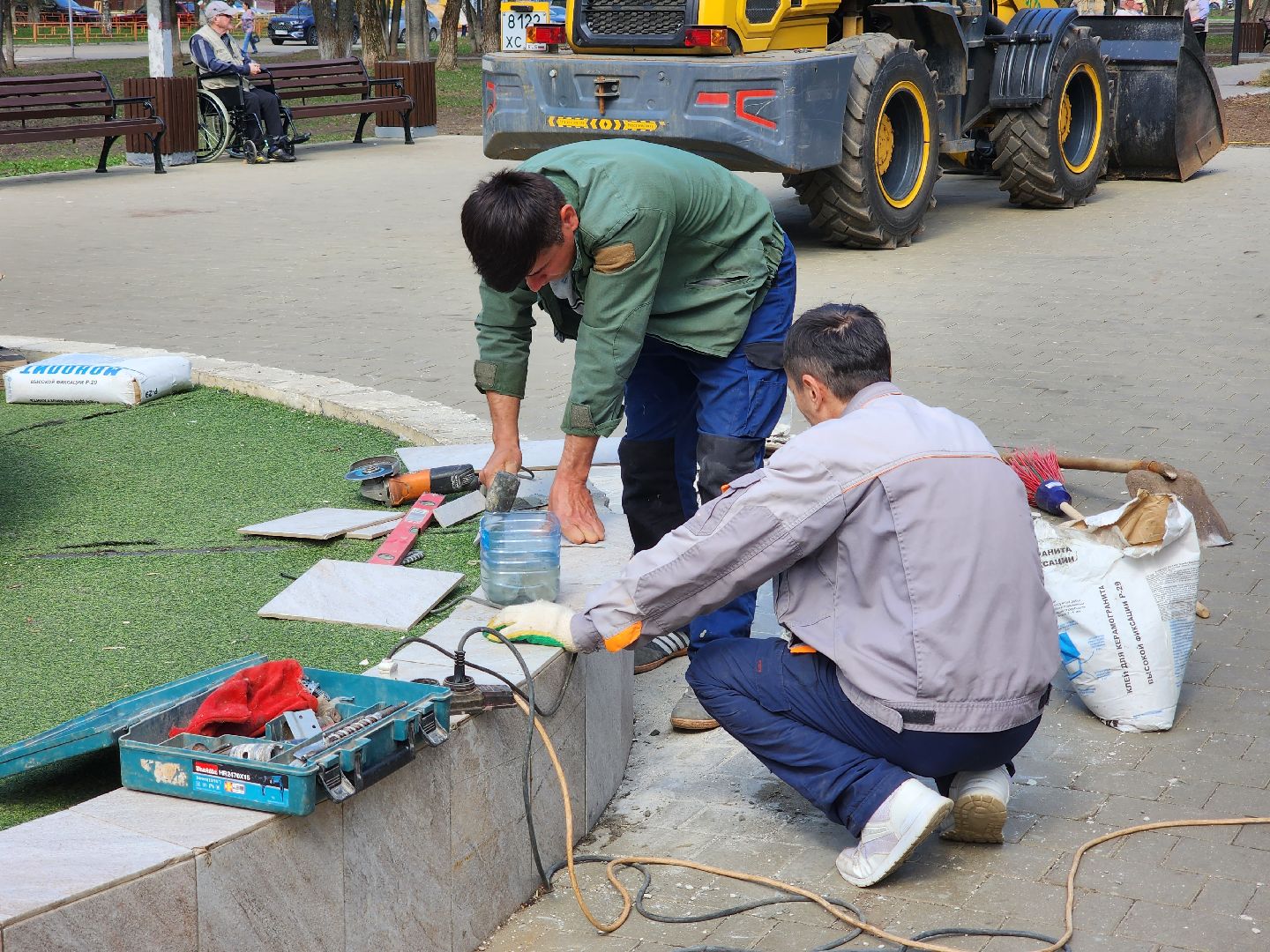 королёв, благоустройство, сезон фонтанов в королеве, день победы,