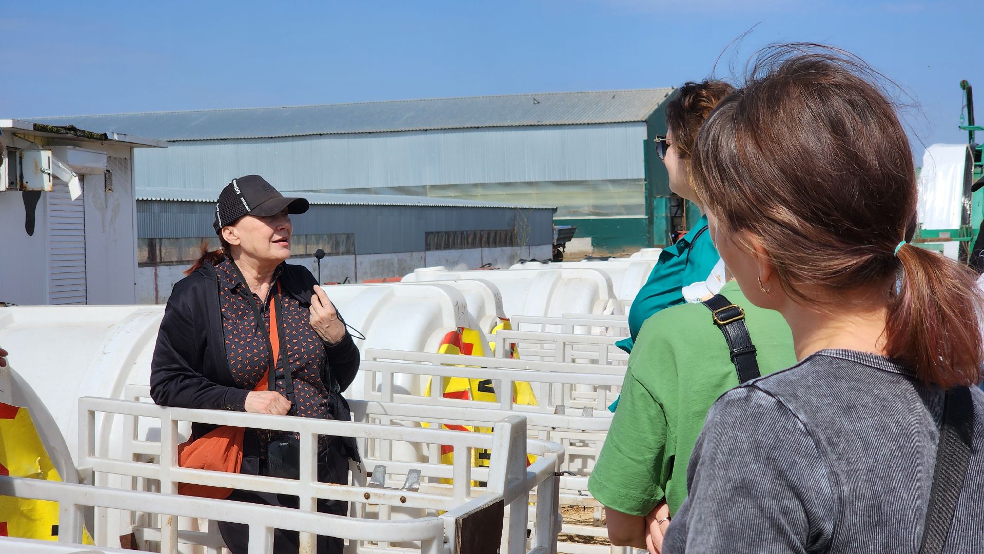 ферма цветковых, экскурсии по ферме, агротуризм, щёлково,