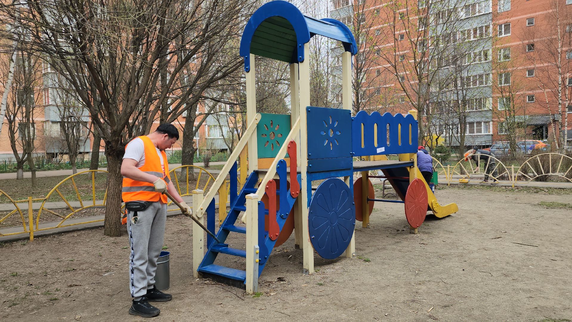 пушкино, детская  площадка, покраска детских игровых площадок,ремонт детских площадок,коммунальная служба,