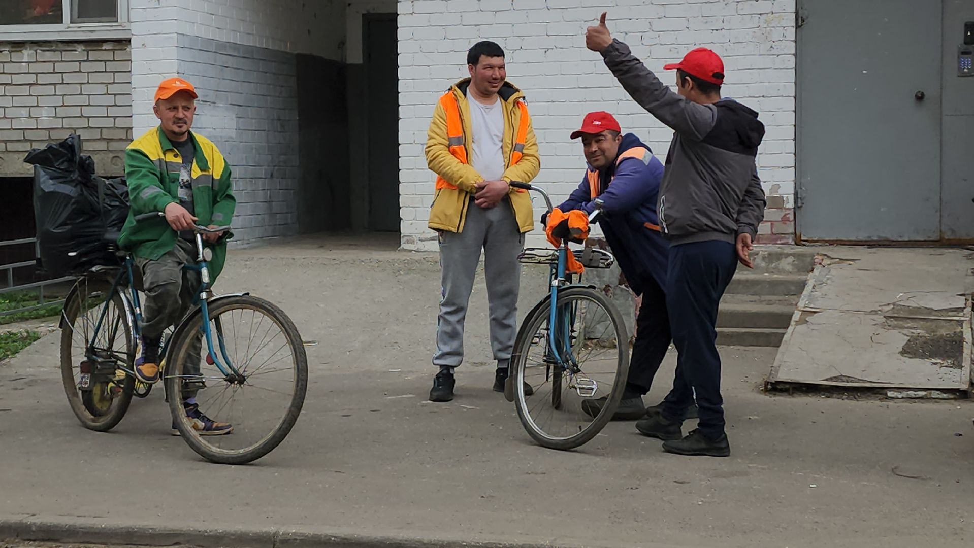 пушкино, вертикалки, жкх, уборка территорий, влажная уборка города, коммунальные службы,