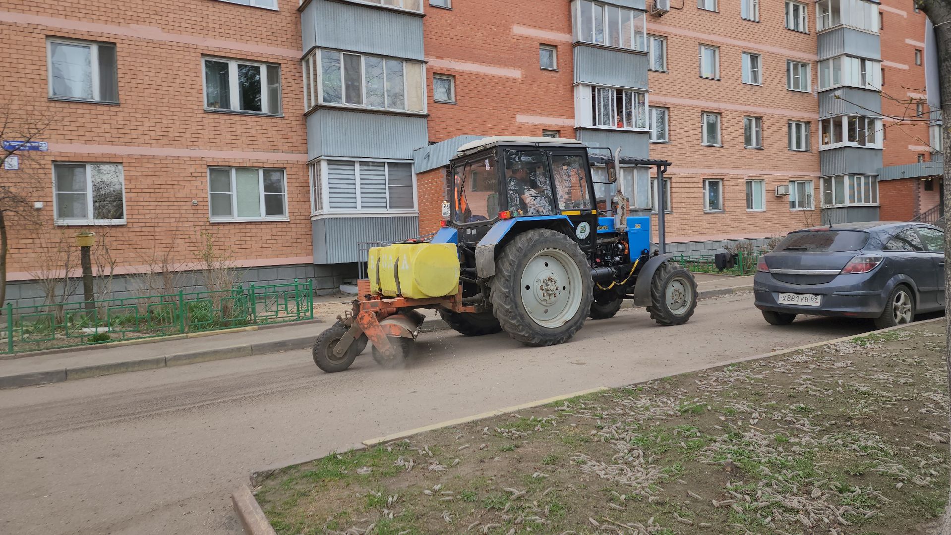 пушкино, вертикалки, жкх, уборка территорий, влажная уборка города, коммунальные службы,