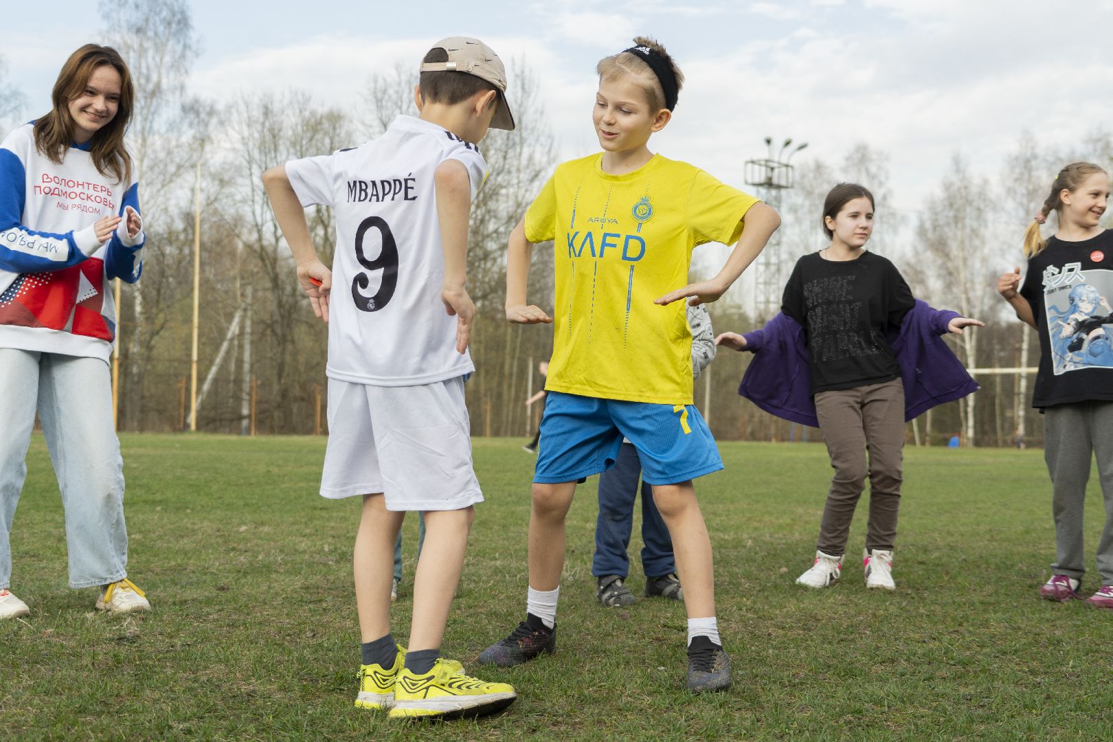 королёв, волонтеры подмосковья в королеве, пункт временного размещения родник, развлечения для детей,