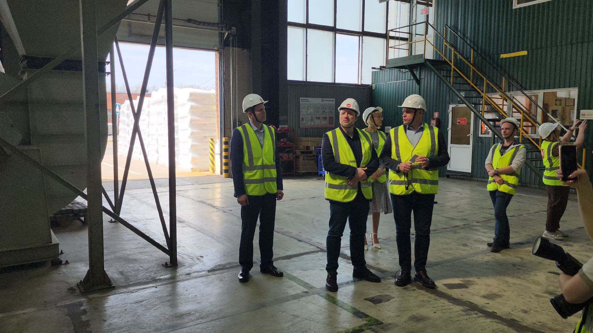 серпухов, завод в серпухове, северное шоссе, производство стройматериалов в серпухове, экономика,