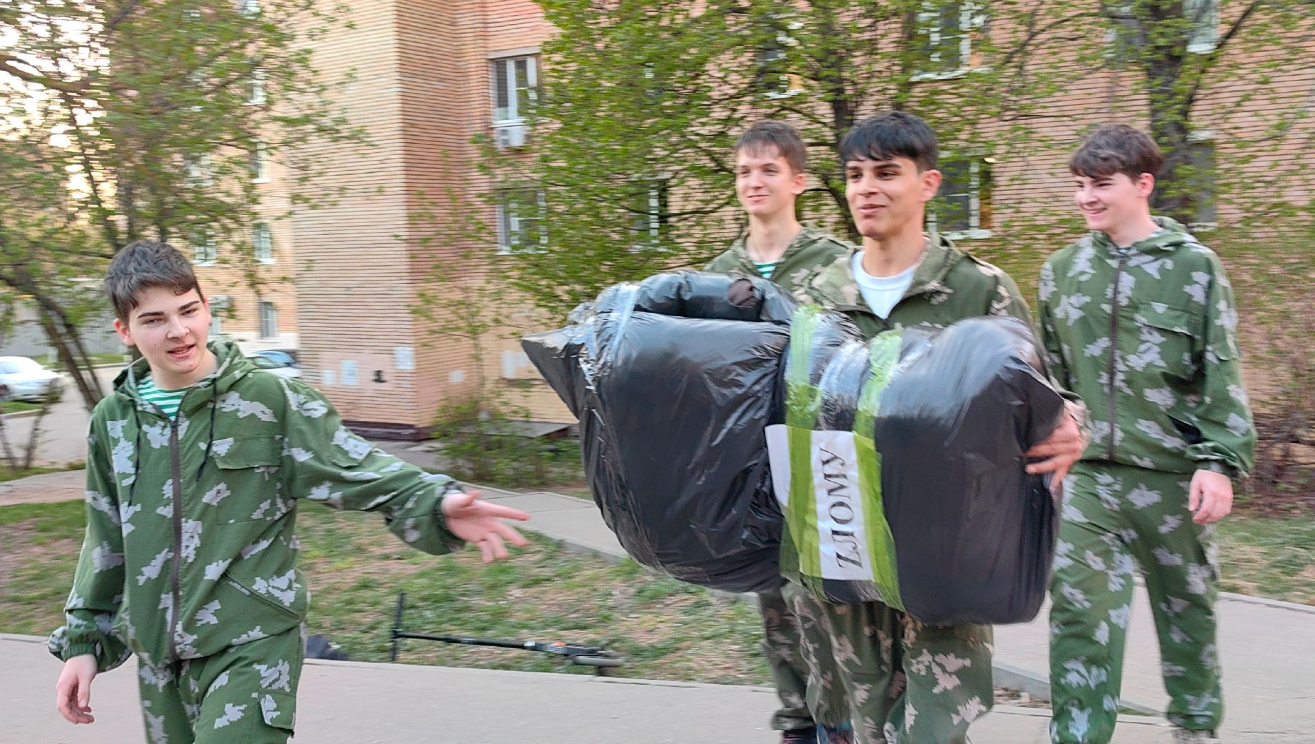 груз, гуманитрная помощь, сво, бойцы, каскад, юнармия,