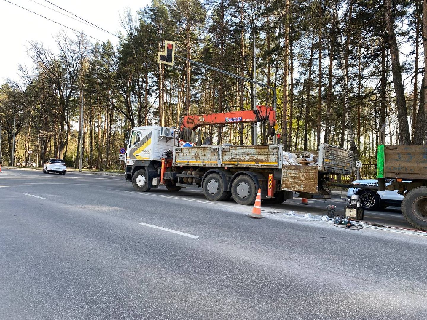 тросовое ограждение, разделительная полоса, 28км Волоколамское шоссе,