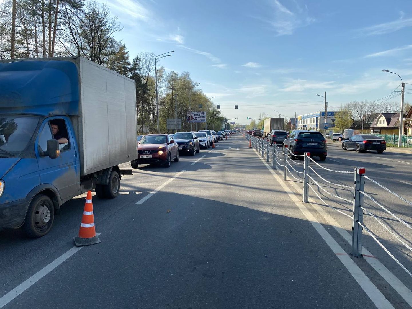 тросовое ограждение, разделительная полоса, 28км Волоколамское шоссе,