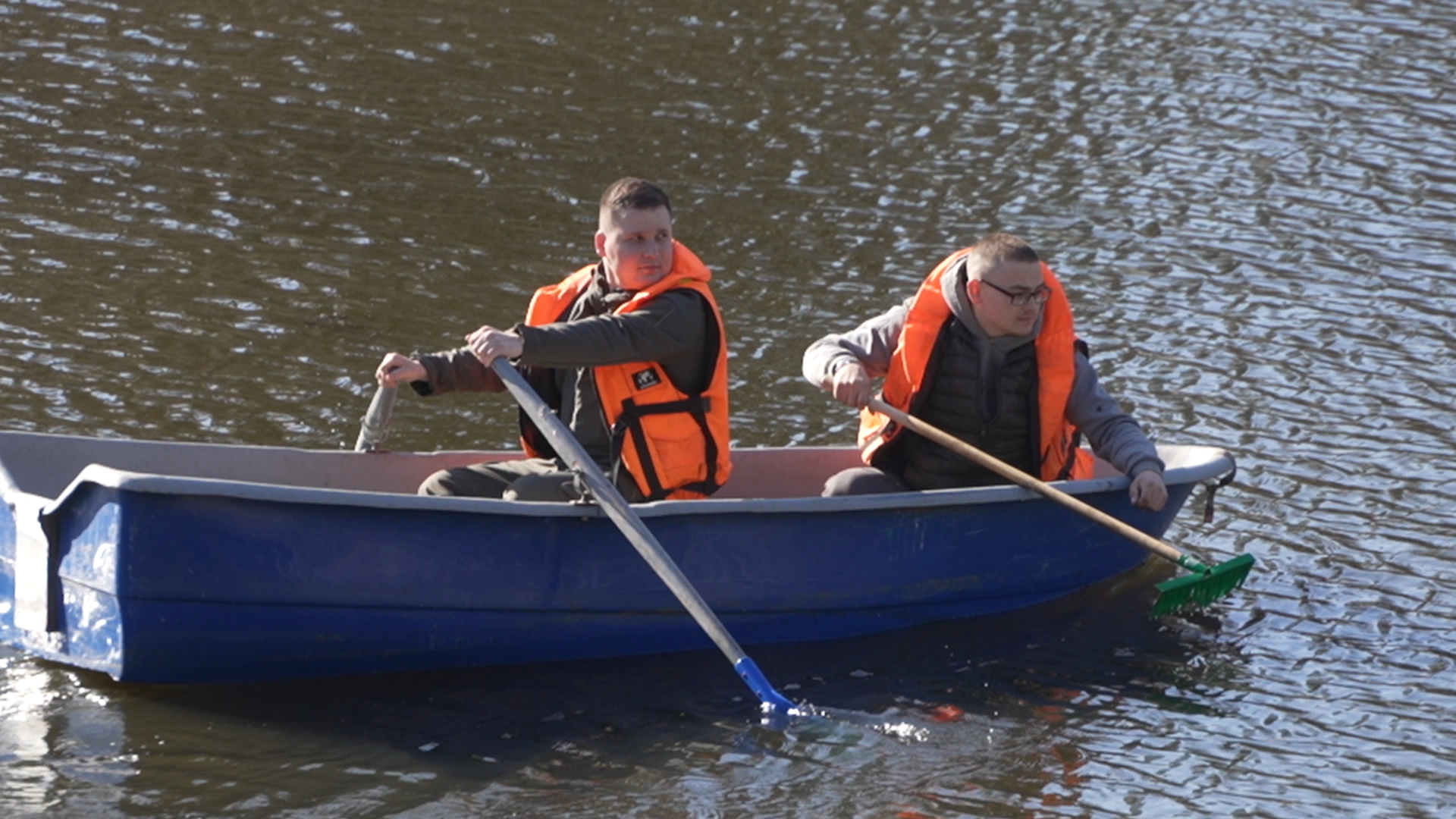 чистый берег, власиха озеро, среднее озеро власиха, уборка территории,