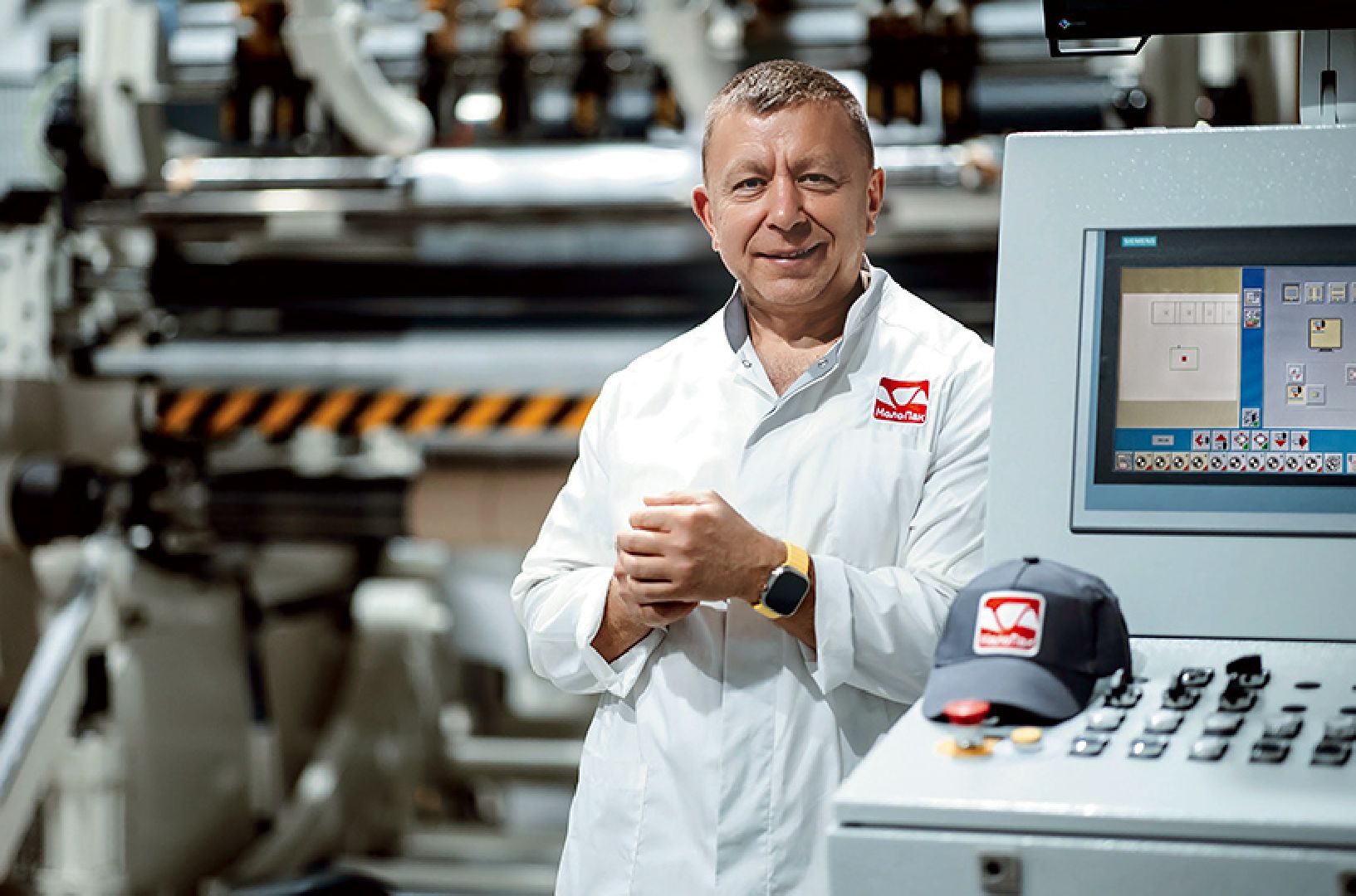 Чехов, симферопольское шоссе, завод МолоПак, картонная упаковка, производство, изготовление, пищевая промышленность, аналог Тетра Пак, аналог Пюр-Пак, форматы и виды упаковки,производительность предприятия, асептическая упаковка, упаковка из картона, упаковка для молочных продуктов соков и воды,  структура предприятия, история завода,