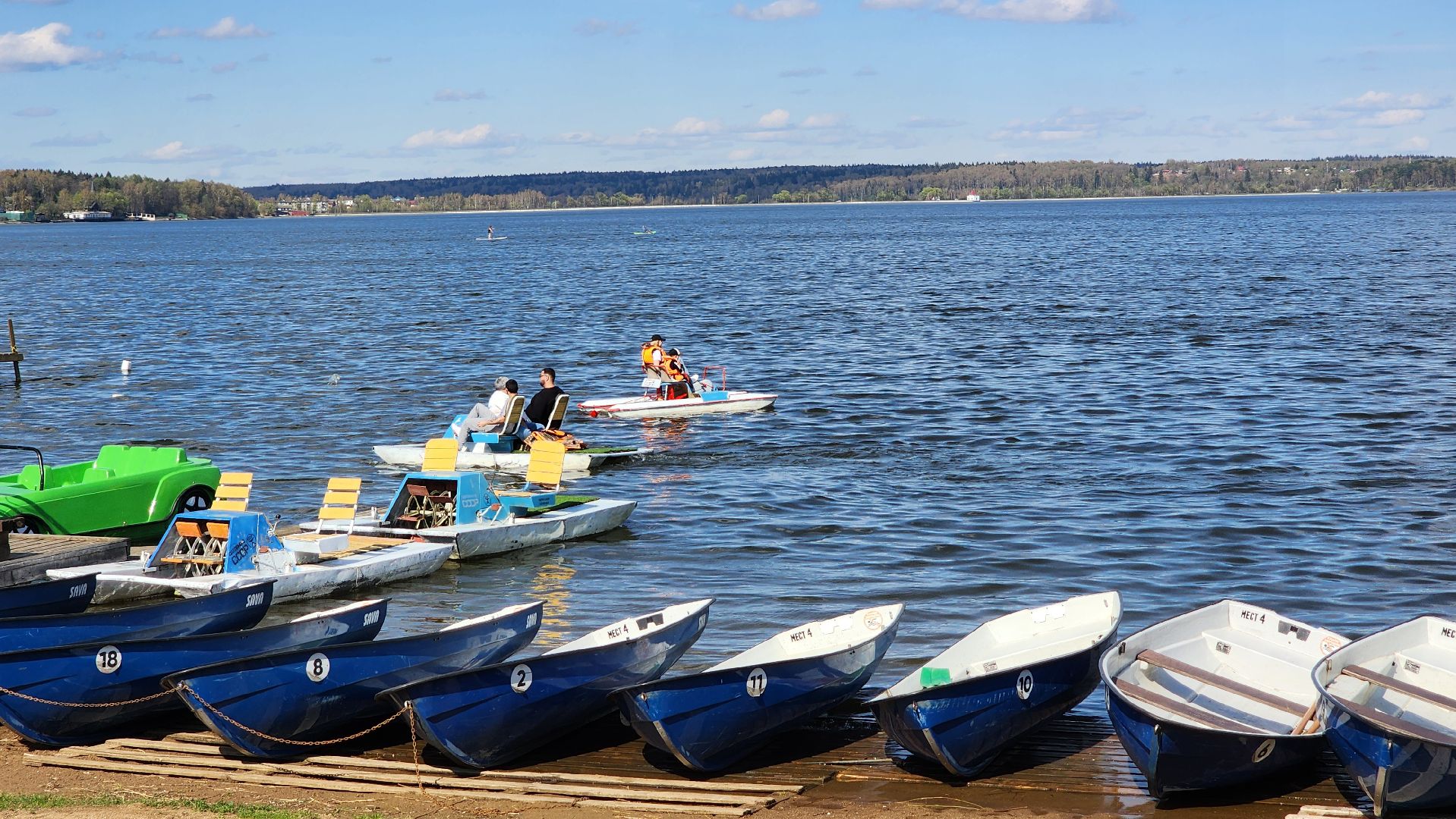 солнечногорск, озеро сенеж, водные прогулки, лодочная станция,