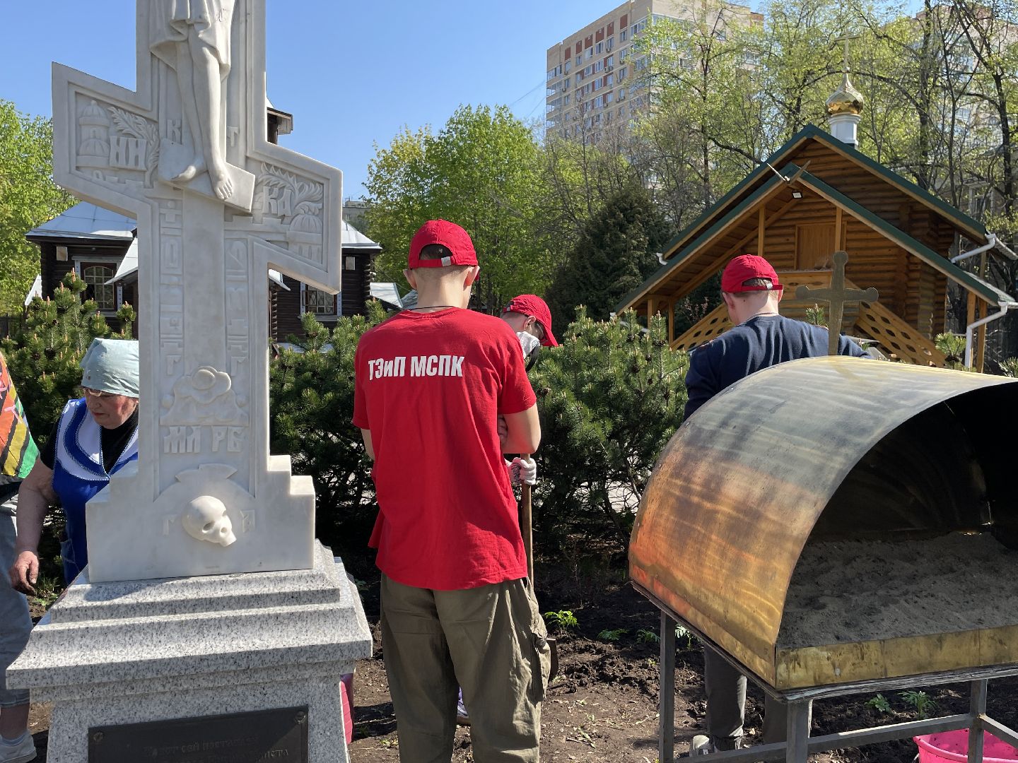 Цветы, студенты; Люберцы