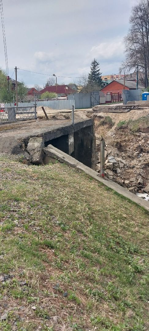 плотина, коломенка