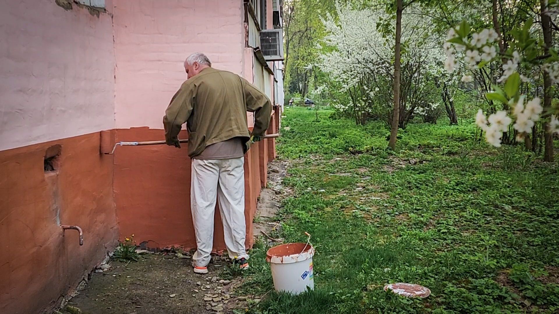 бронницы, благоустройство , покраска цоколя,