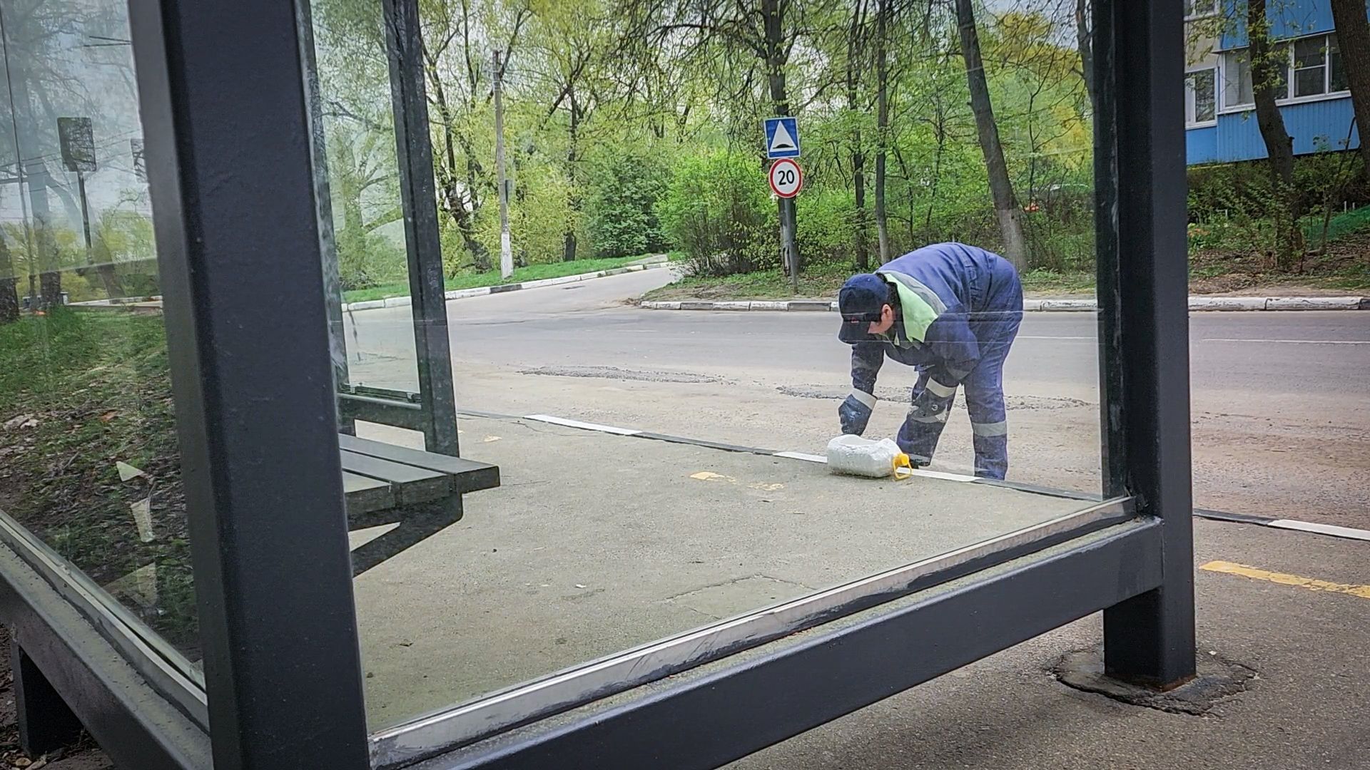 бронницы, благоустройство , покраска бордюров,