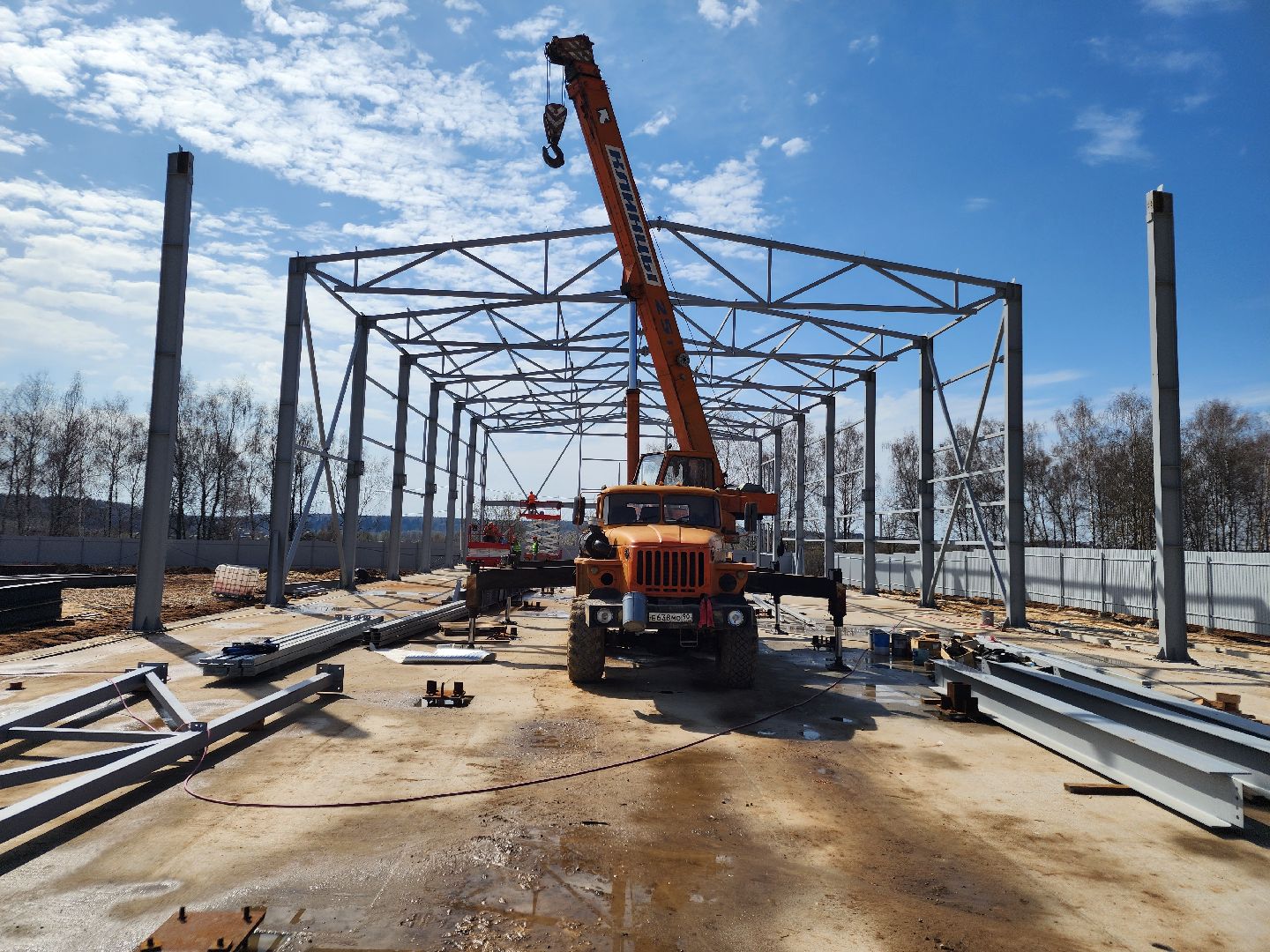 Чехов, улица Литейная, новое пищевое производство, предприятие, здоровое питание, орехи и сухофрукты, компания Орбита, торговая марка Роял Мубарак, строительство, каркас здания, госпрограмма московской области, земля за 1 рубль, новые рабочие места,