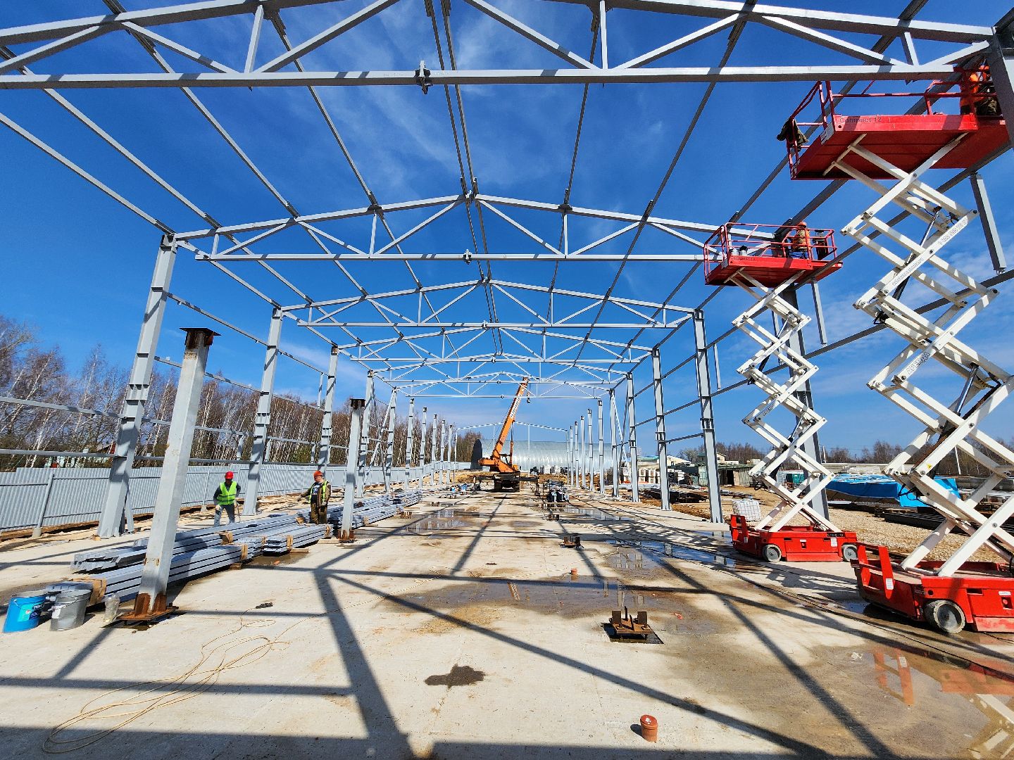 Чехов, улица Литейная, новое пищевое производство, предприятие, здоровое питание, орехи и сухофрукты, компания Орбита, торговая марка Роял Мубарак, строительство, каркас здания, госпрограмма московской области, земля за 1 рубль, новые рабочие места,