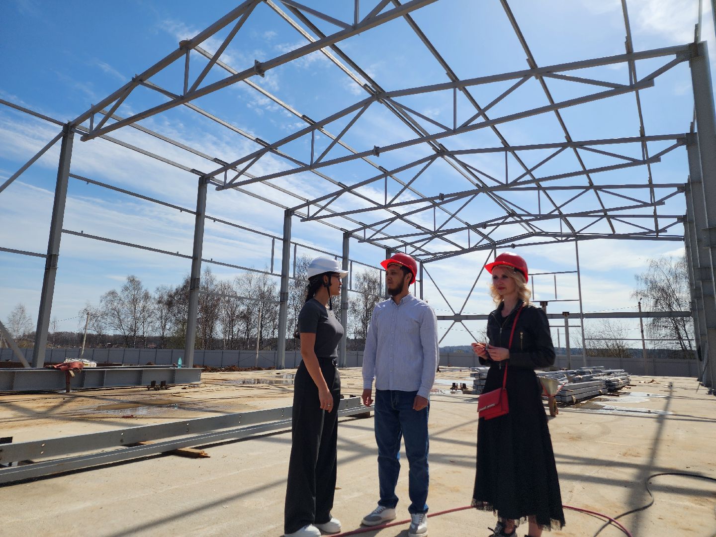 Чехов, улица Литейная, новое пищевое производство, предприятие, здоровое питание, орехи и сухофрукты, компания Орбита, торговая марка Роял Мубарак, строительство, каркас здания, госпрограмма московской области, земля за 1 рубль, новые рабочие места,