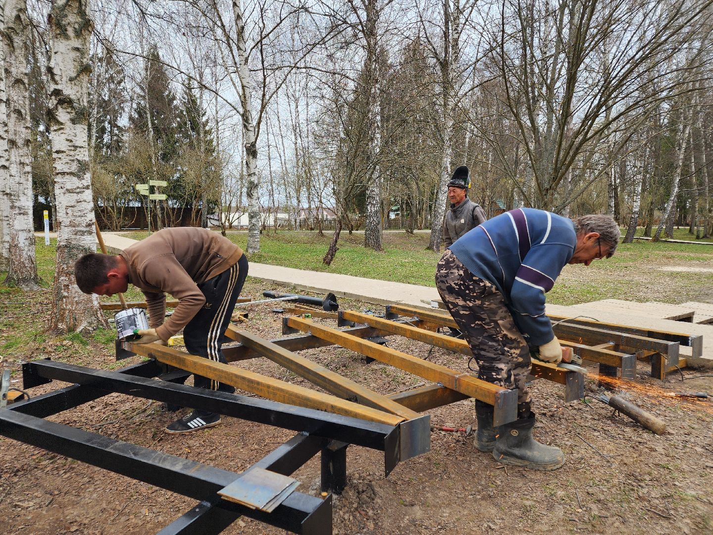 Чехов, село Мелихово, музей-заповедник, реконструкция, благоустройство, каретный двор, пешеходная зона, тропинки и дорожки, металлический каркас, доски из сосны, губернатор московской области,