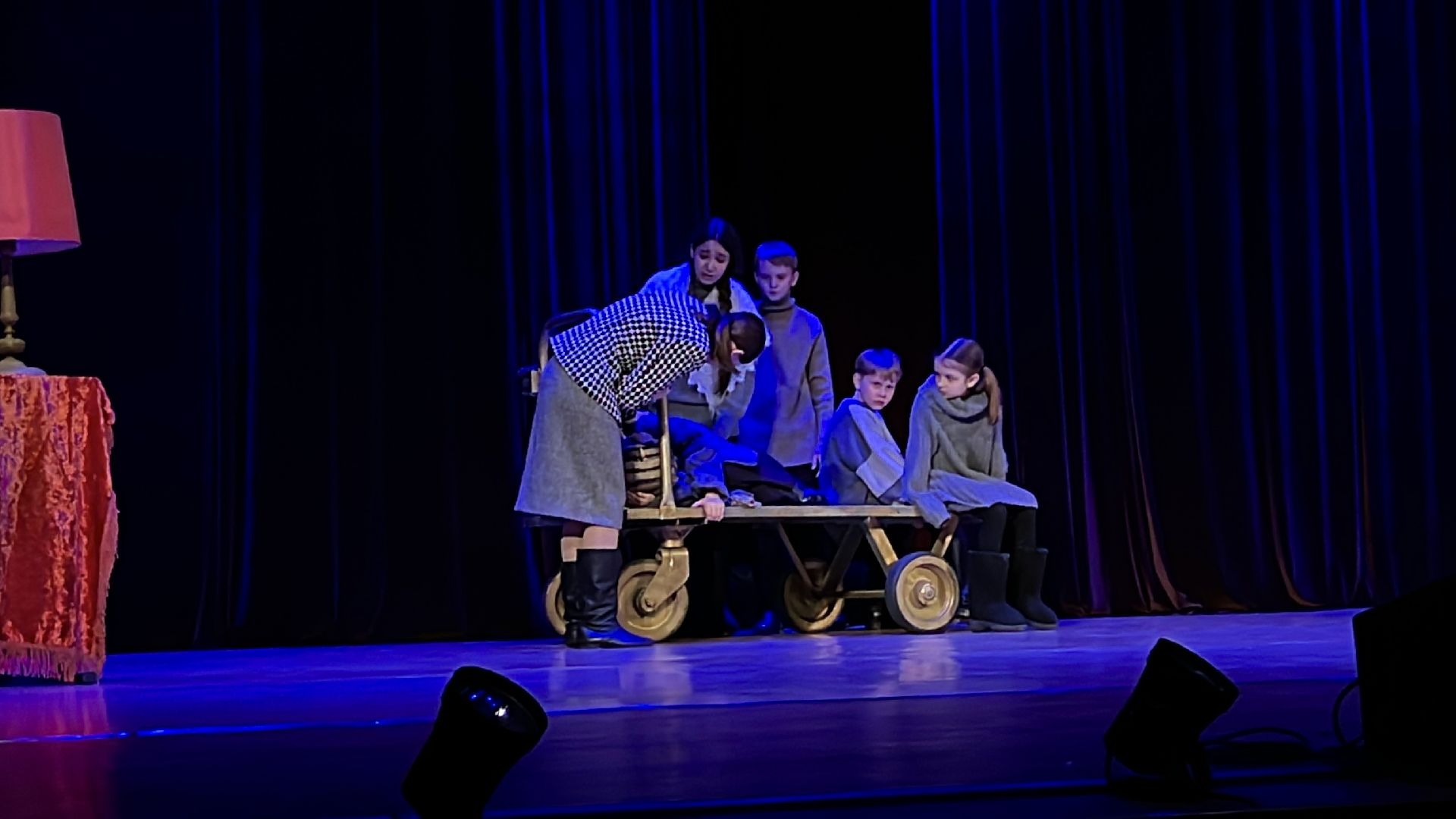 наро-фоминск, наро-фоминский городской округ, театр зазеркалье наро-фоминск, цдк звезда, 80 лет победе,