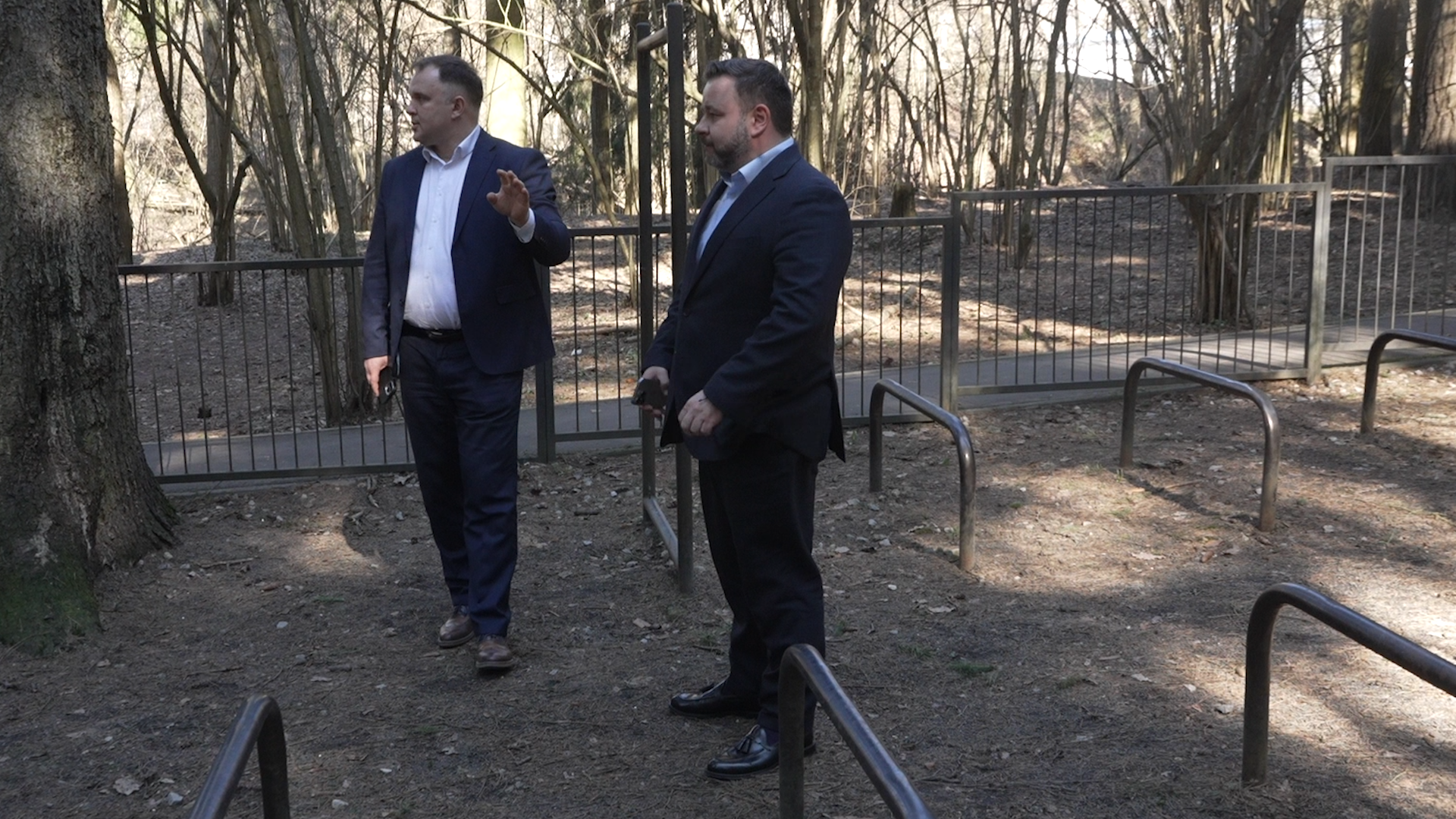 субботник во власихе, территория власихи, уборка леса, прогулочная зона,