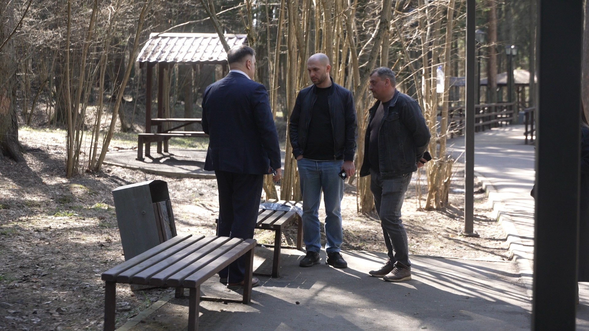 субботник во власихе, территория власихи, уборка леса, прогулочная зона,