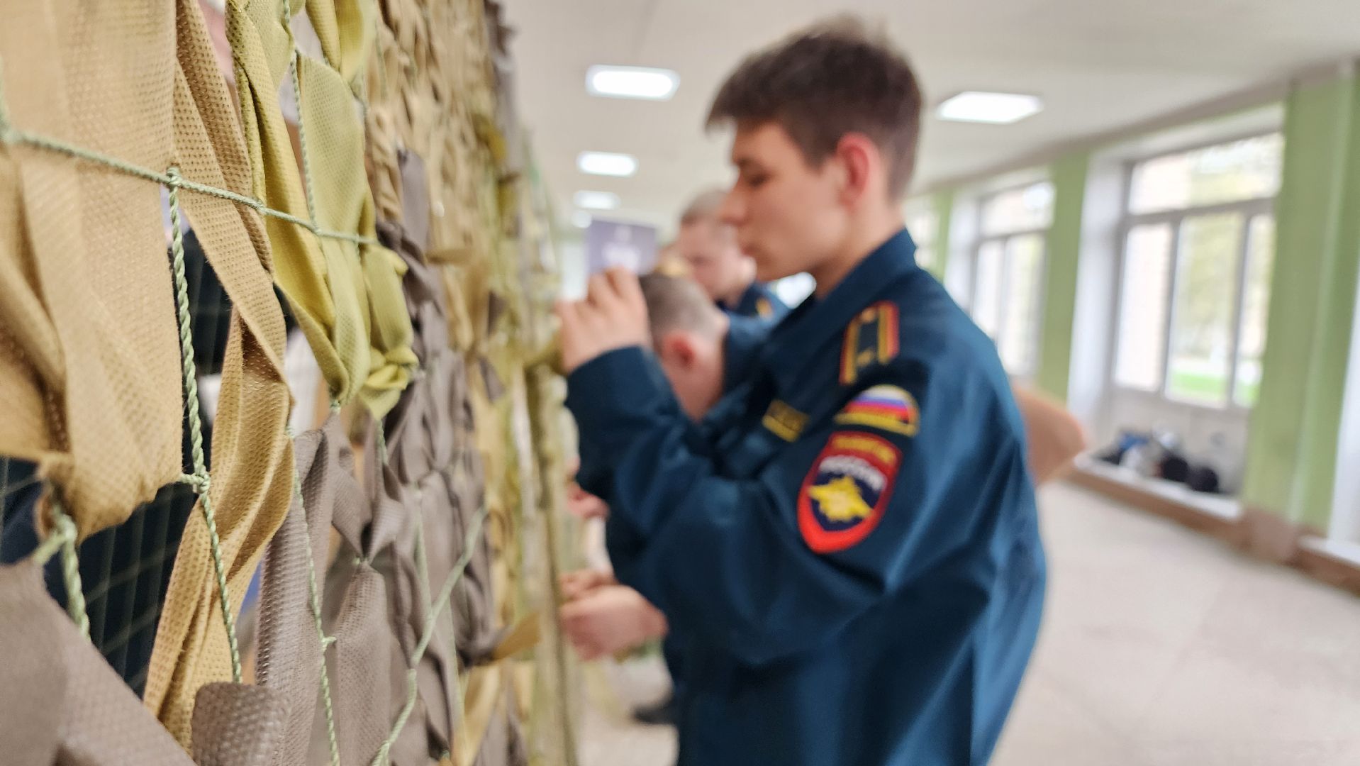 плетение маскировочных сетей, мастер-класс по плетению маскировочных сетей, колледж энергия, Старая Купавна, Богородский городской округ,