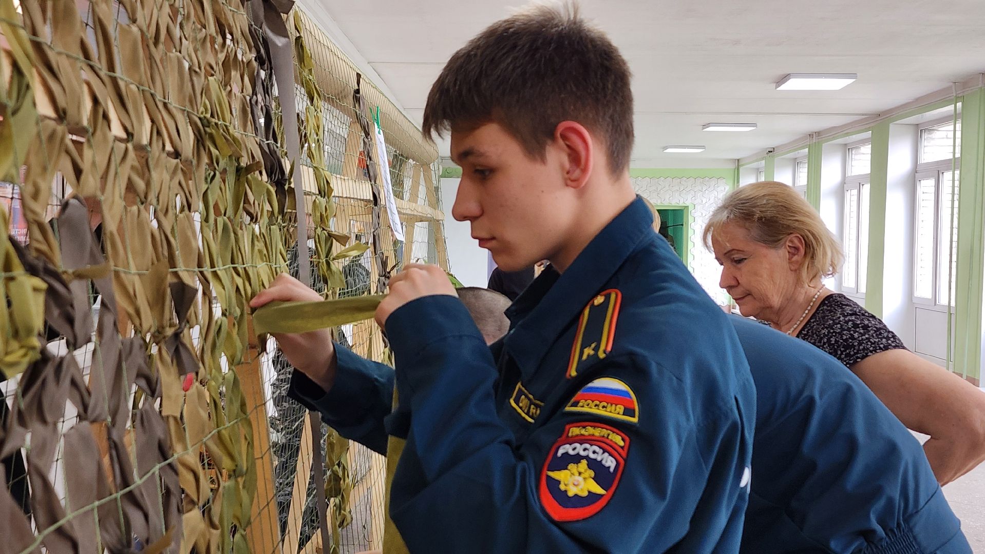 плетение маскировочных сетей, мастер-класс по плетению маскировочных сетей, колледж энергия, Старая Купавна, Богородский городской округ,