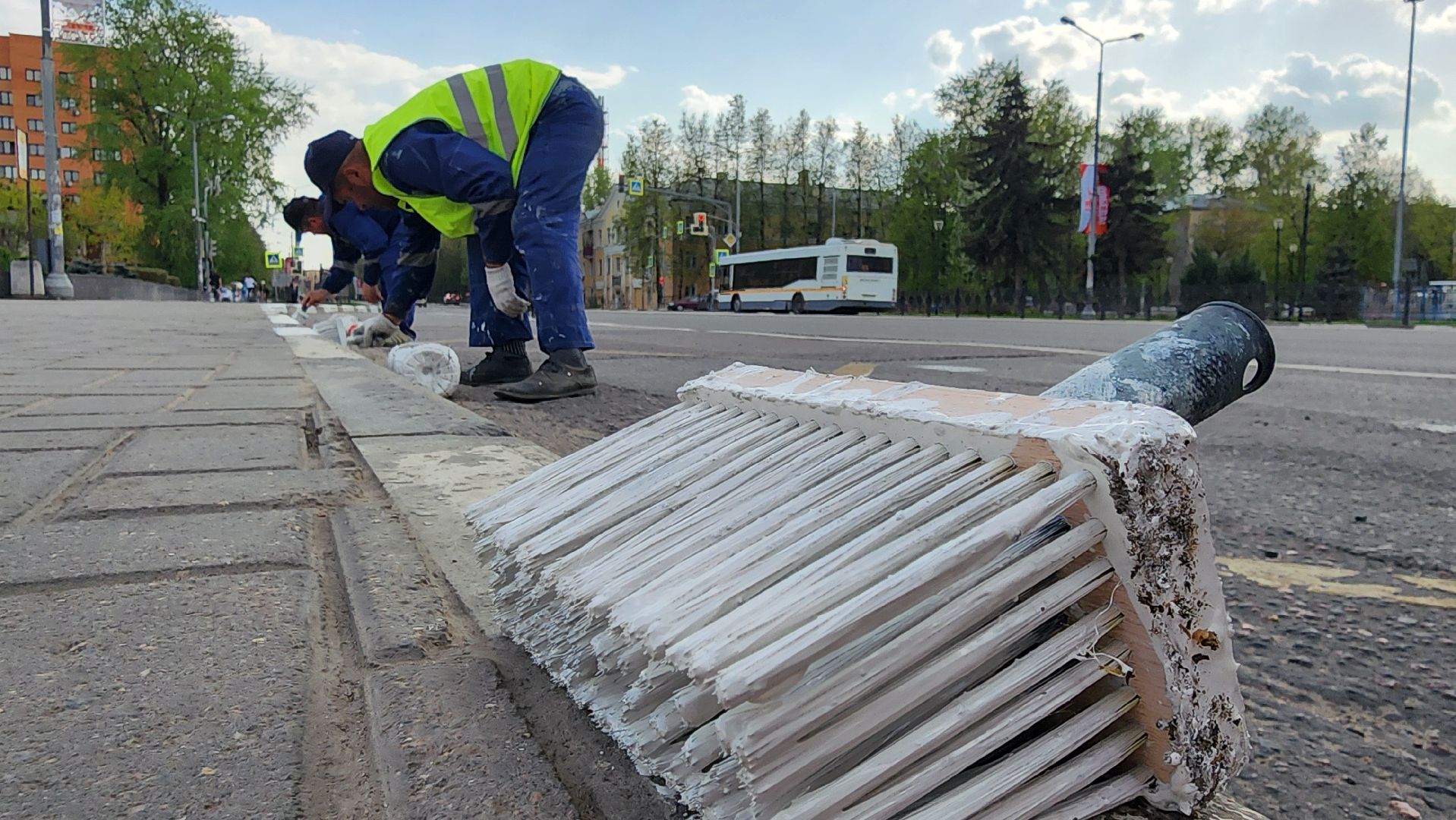домодедово, жкх, благоустройство, субботник, бордюр,  весенняя уборка,