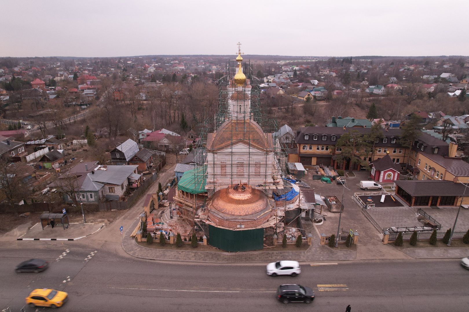 видео с коптера, храм Петра и Павла , реконструкция храма в сергиевом посаде,
