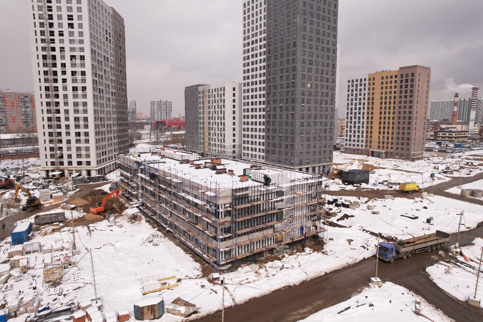 видео с коптера, детский сад в мытищах, строительство детского сада,