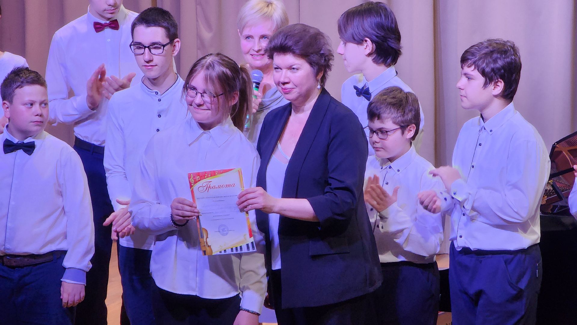 концерт в детской школе искусств, Лобня , Музыка , музыкальные инструменты,