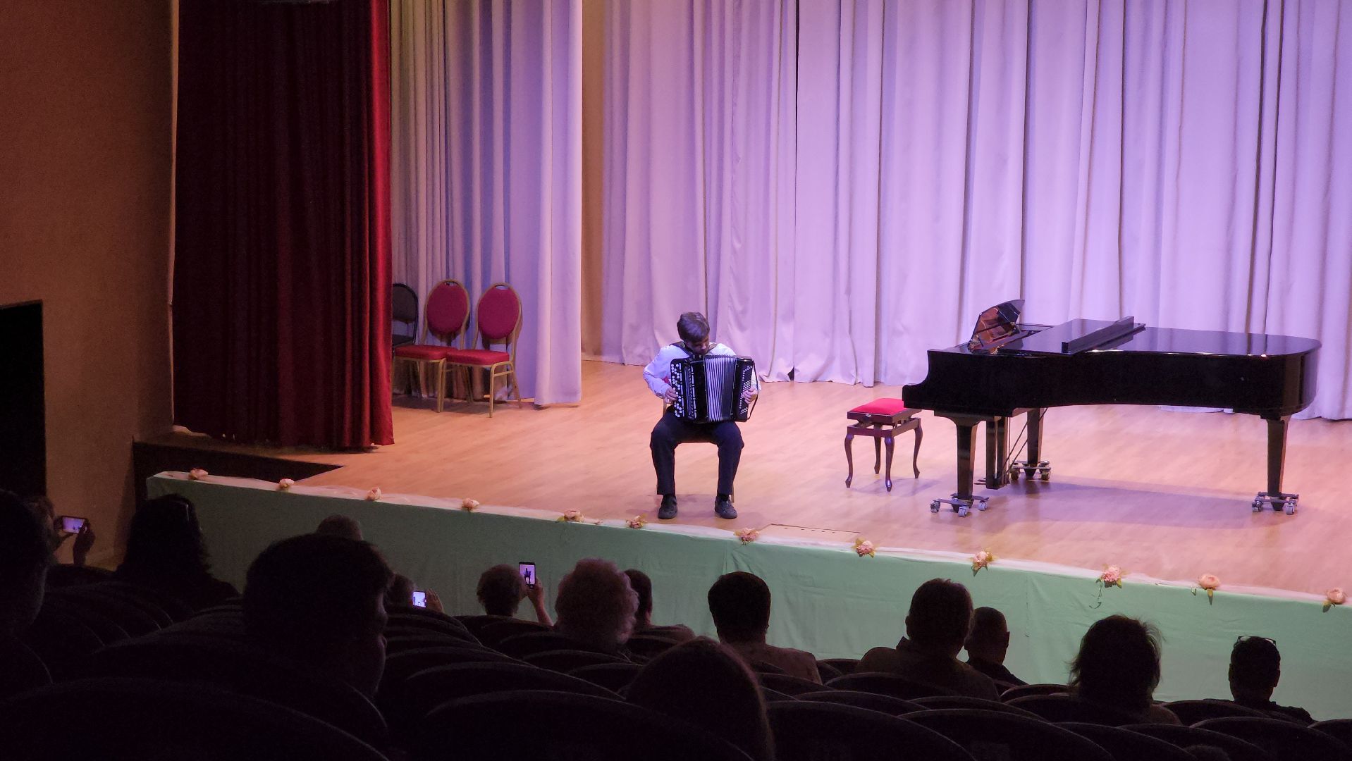 концерт в детской школе искусств, Лобня , Музыка , музыкальные инструменты,