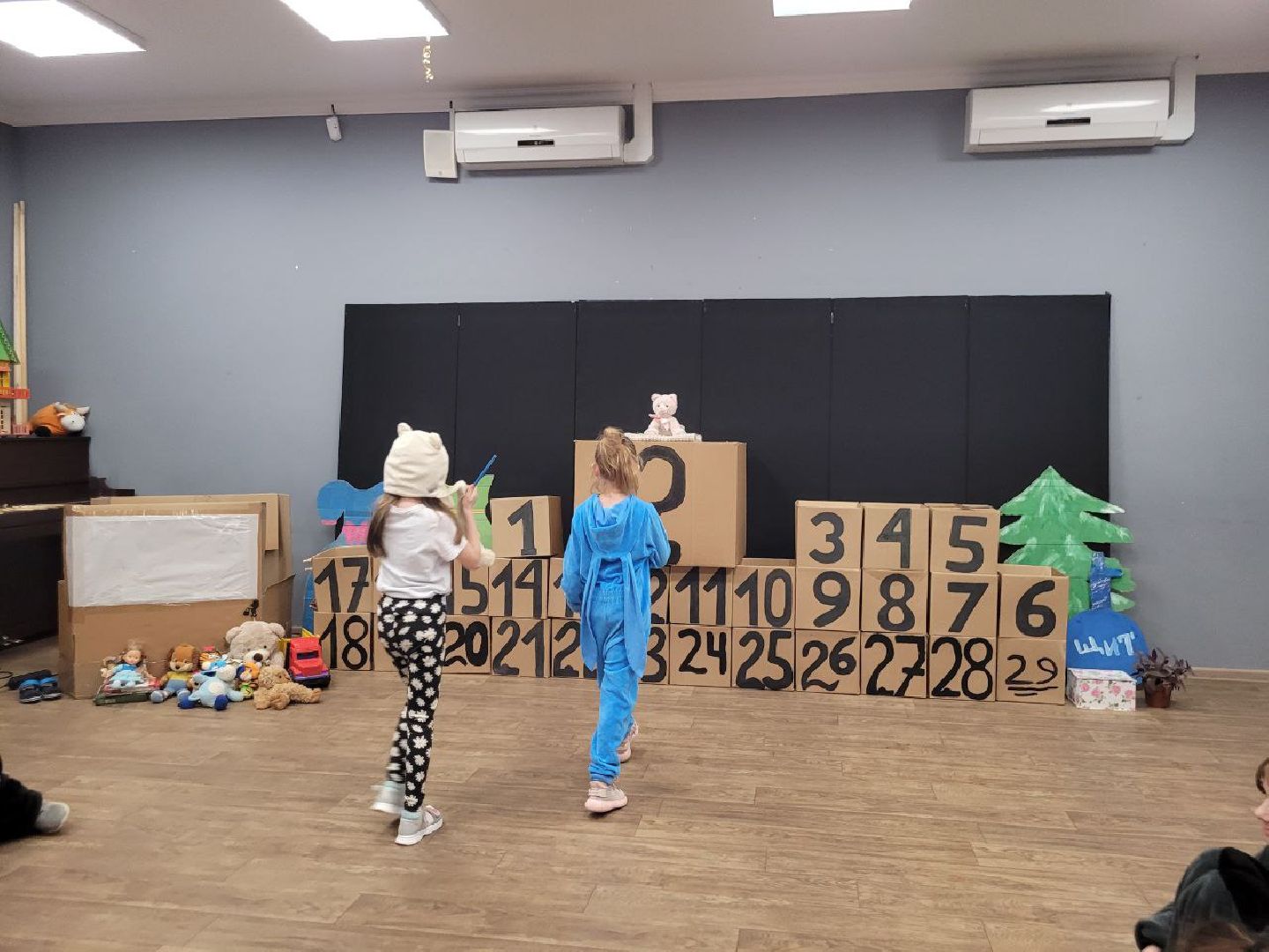 дети; видное; твид; театр; культура