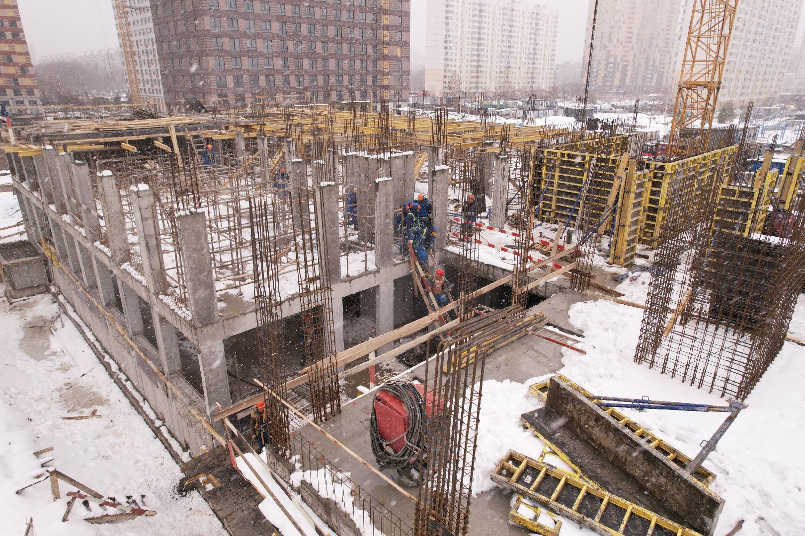 видео с коптера, жк ярославский,  детский сад в мытищах,