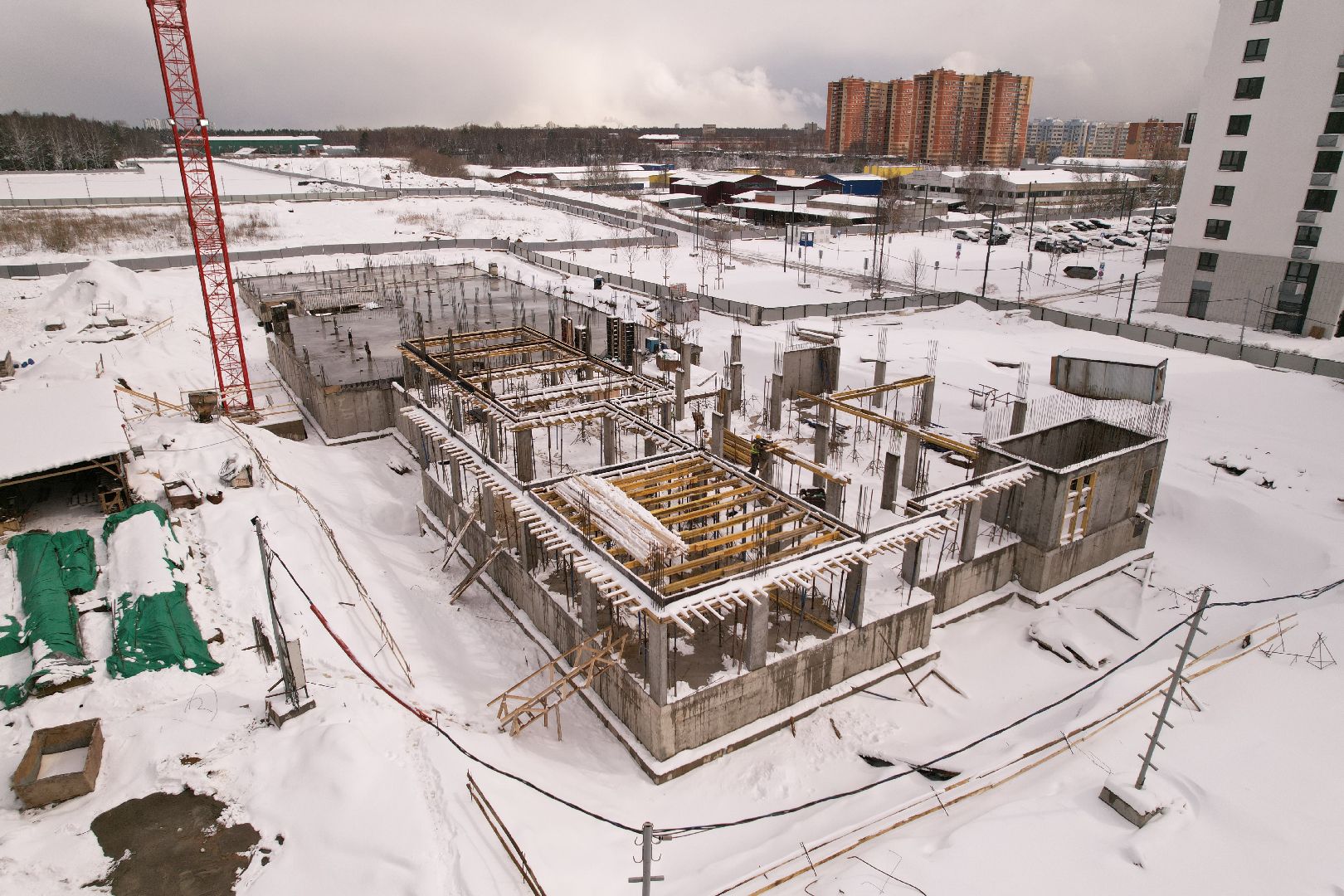 видео с коптера, детский сад в мытищах, строительство детского сада,