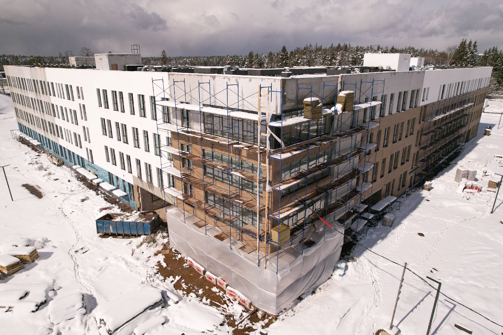 видео с коптера, школа в мытищи парк, строительство школы в мытищах,