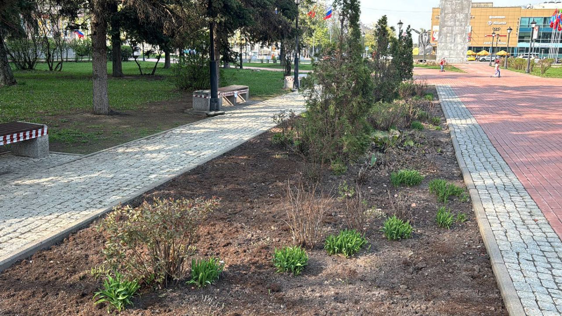 благоустройство, покраска лавочек, аллея героев,