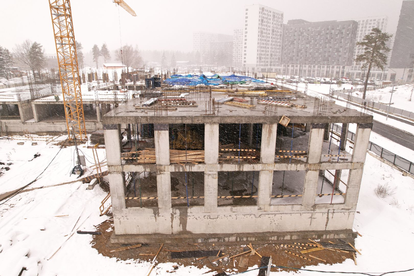 видео с коптера, школа в мытищах, строительство школы в мытищах,