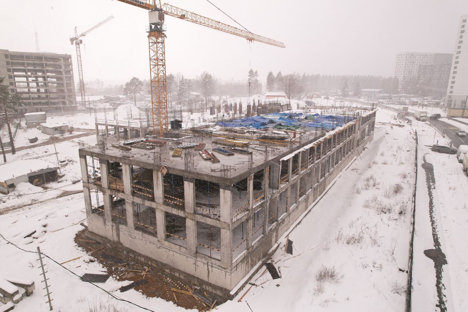 видео с коптера, школа в мытищах, строительство школы в мытищах,