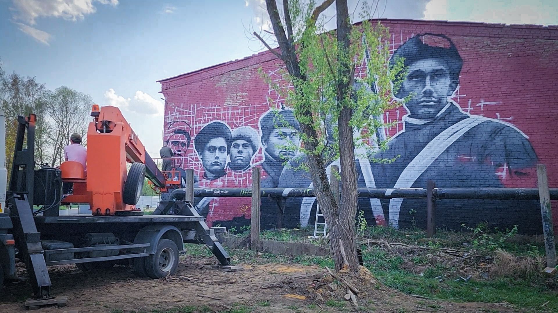 бронницы, мурал на бельском, граффити ,