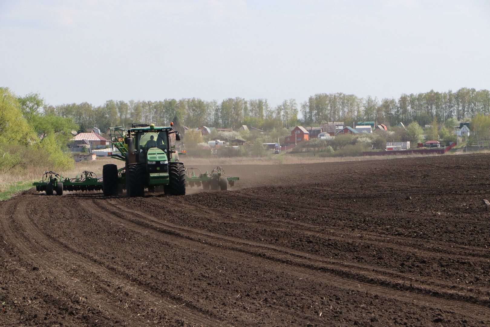 серебрыне пруды, посевная 2025,  спк деметра, сельское хозяйство,