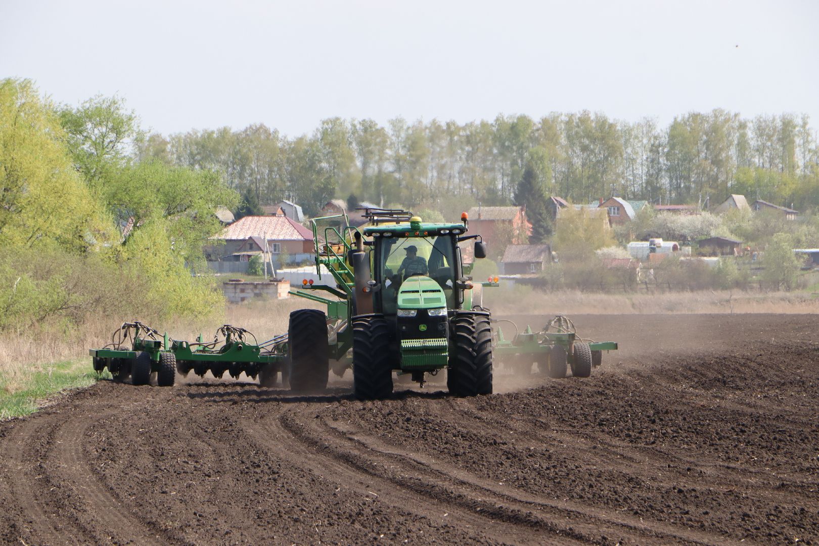 серебрыне пруды, посевная 2025,  спк деметра, сельское хозяйство,