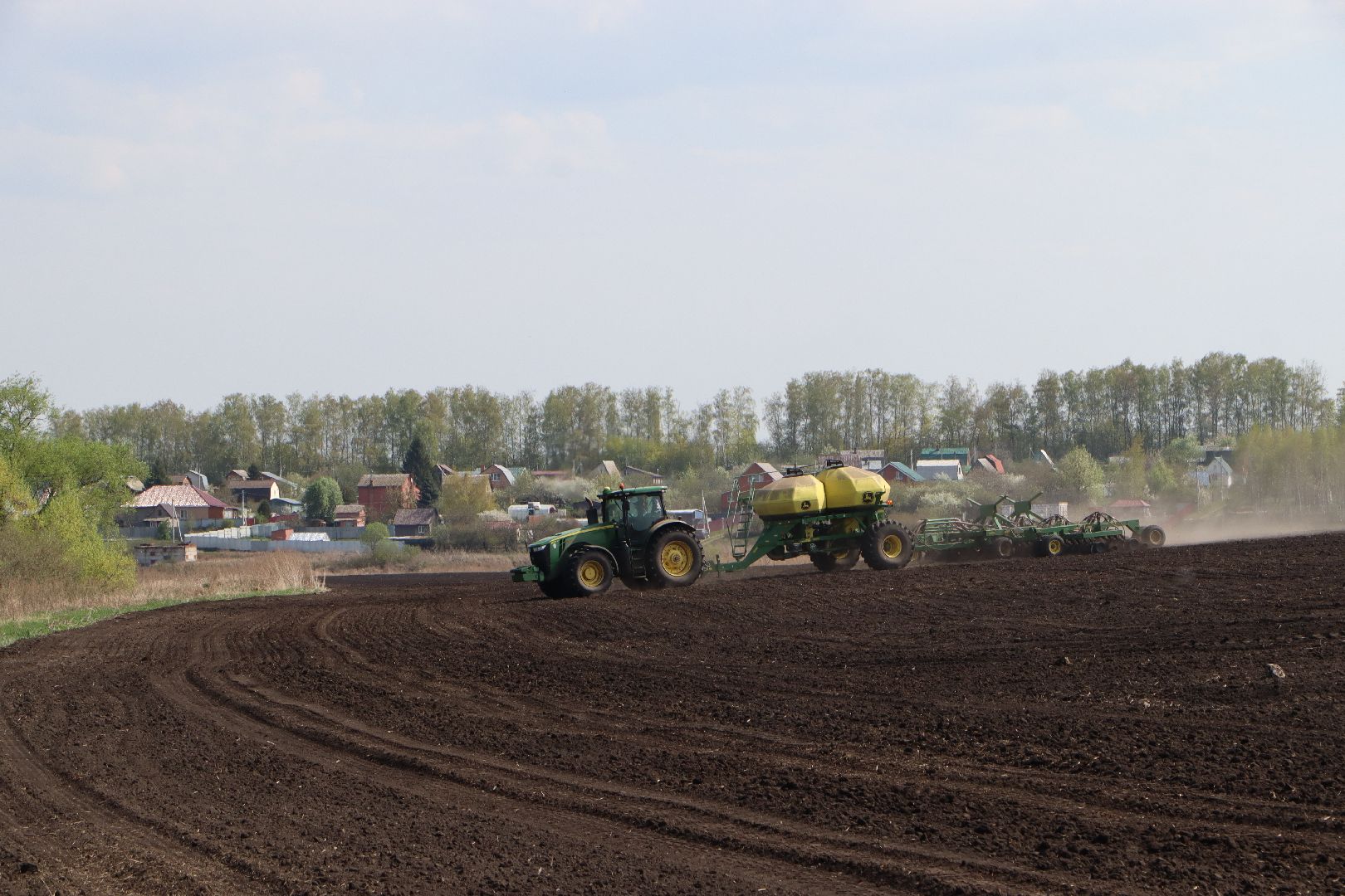 серебрыне пруды, посевная 2025,  спк деметра, сельское хозяйство,