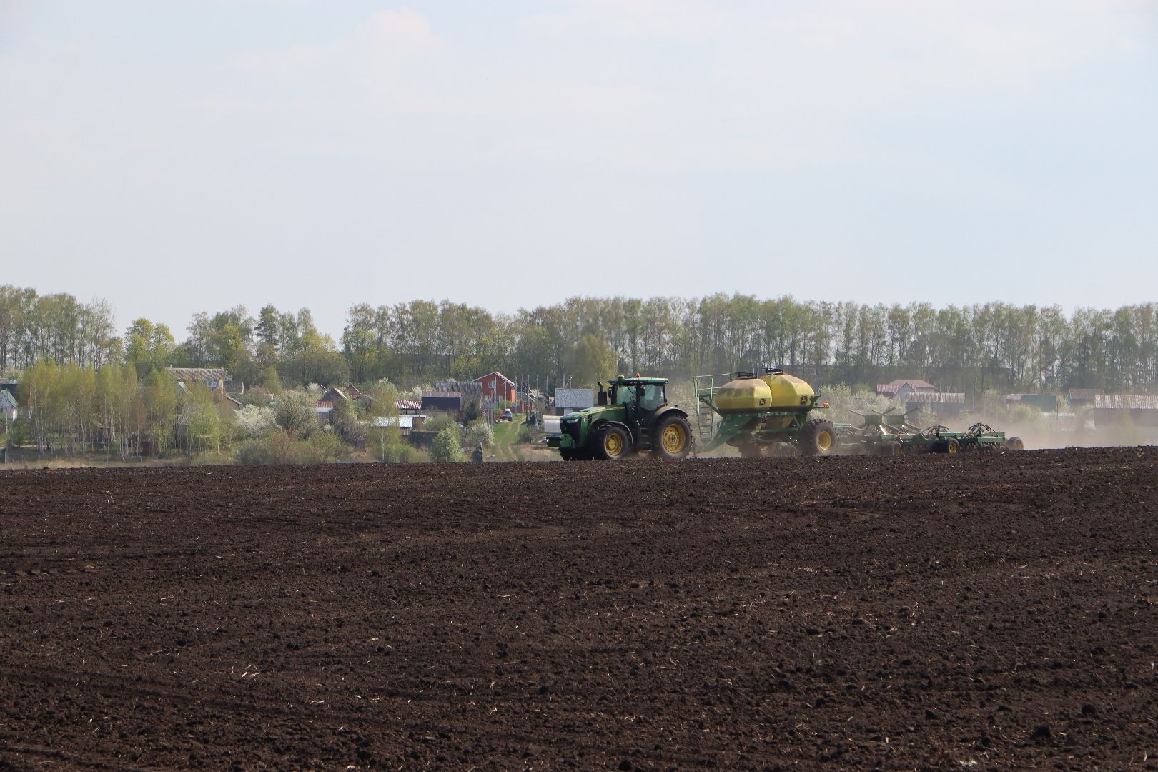 серебрыне пруды, посевная 2025,  спк деметра, сельское хозяйство,