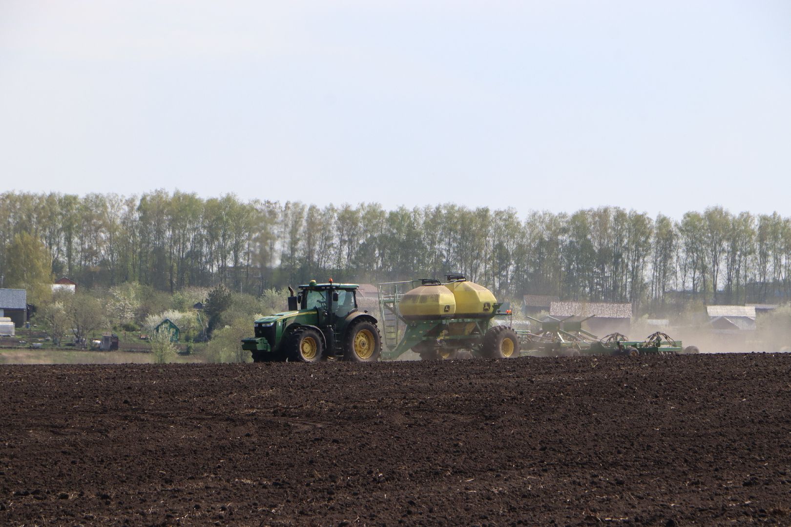 серебрыне пруды, посевная 2025,  спк деметра, сельское хозяйство,