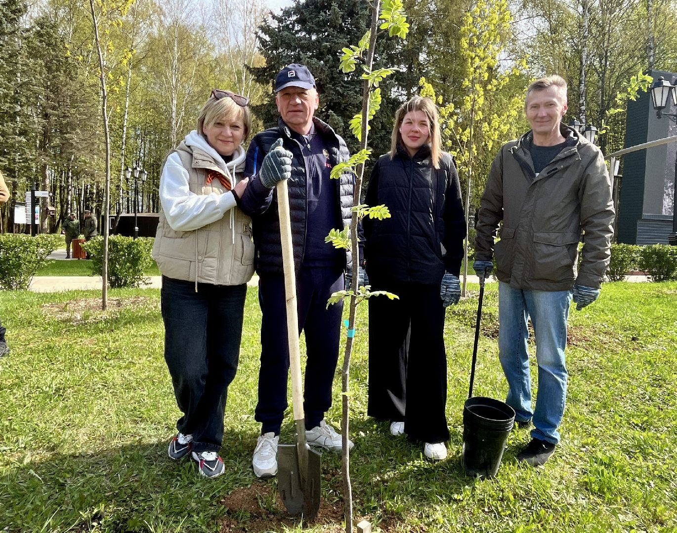 всероссийский субботник, наро-фоминск, наро-фоминский городской округ, сад памяти, сибирское здоровье , роман шамнэ,