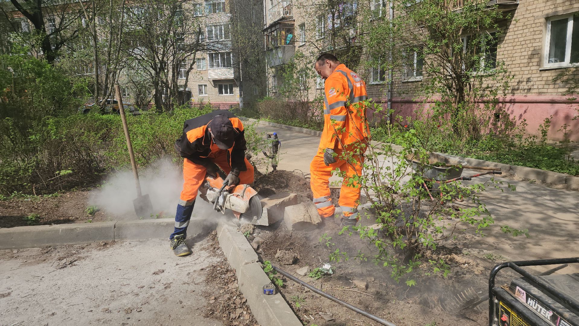 пушкино, газон, ремонтные работы,бордюрный камень, рабочие, подрядная организация,