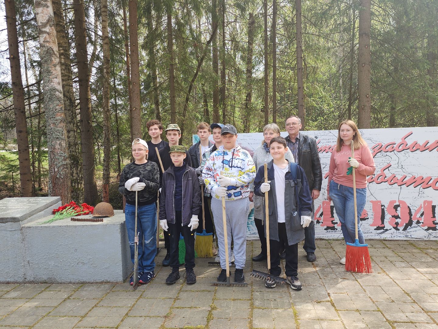 серпухов, подмосковье, партизаны, смерть фашизму,