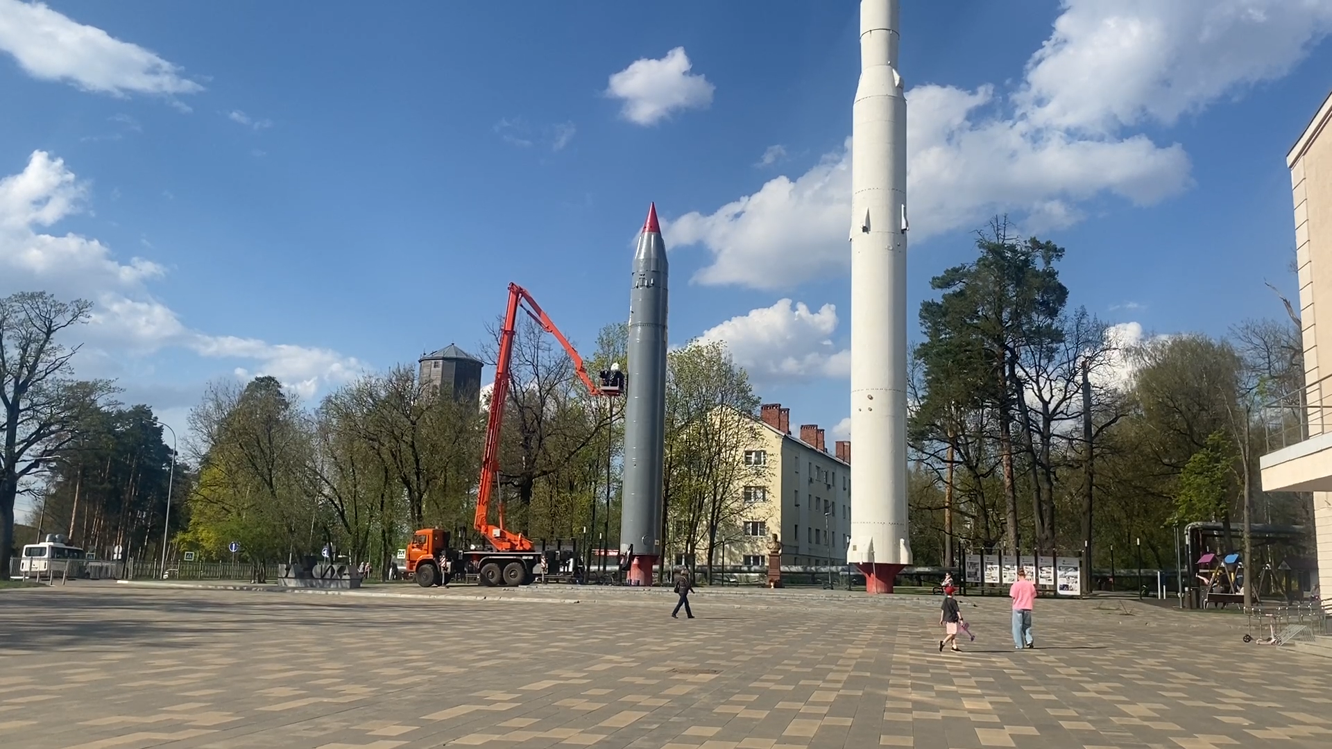 рвсн, власиха, макет ракеты, столица рвсн,