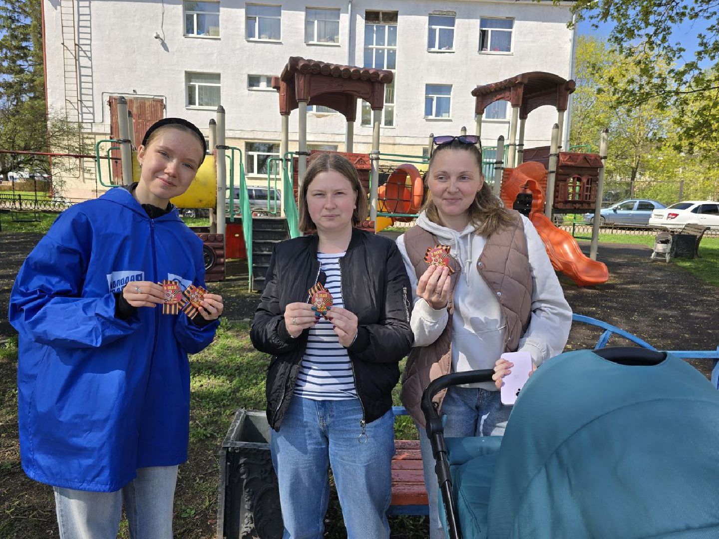 можайск, можайский муниципальный округ, подмосковье, день победы, патриотическая акция, георгиевская ленточка, волонтеры, 9 мая, великая победа,