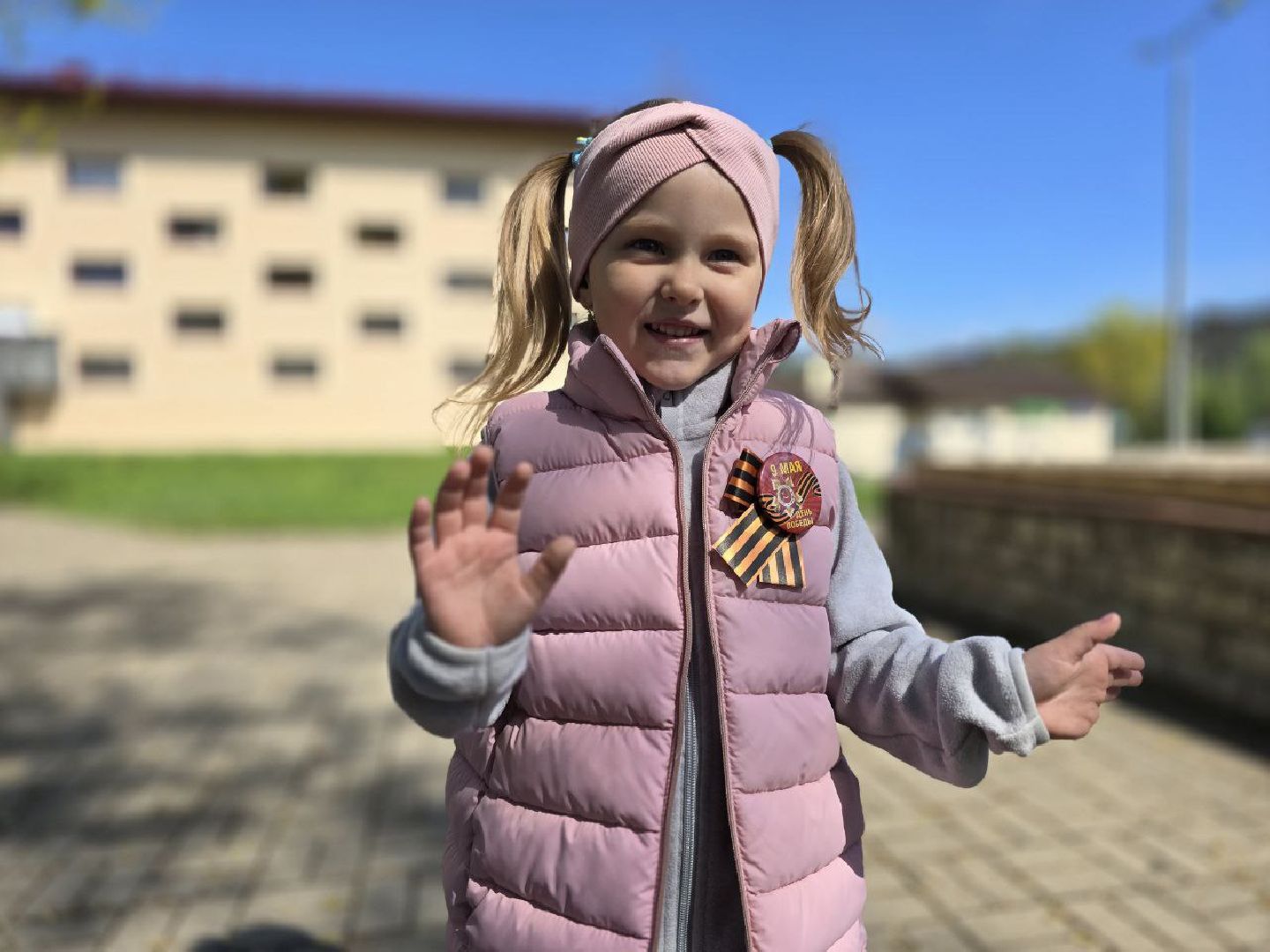 можайск, можайский муниципальный округ, подмосковье, день победы, патриотическая акция, георгиевская ленточка, волонтеры, 9 мая, великая победа,